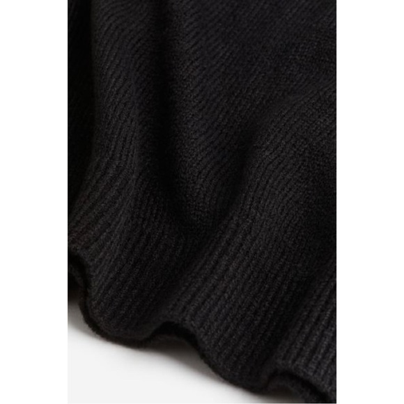 Black Sweater with Linked Seams (M, L, XL) - Picture 7 of 7
